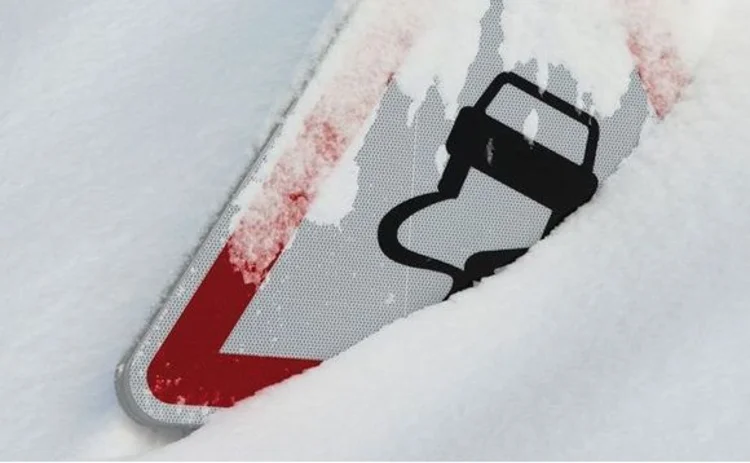 roadsign frozen